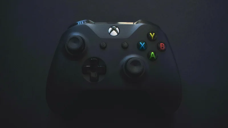 Microsoft Vai Bloquear Controles de Terceiros no Xbox em Novembro